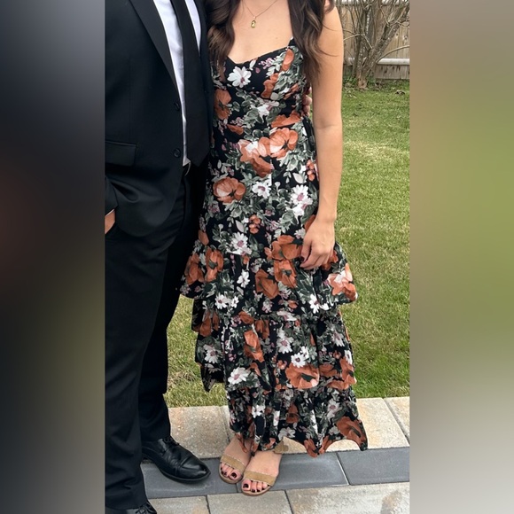 WORN ONCE!! Abercrombie Ruffle Tier Maxi Dress (Black Floral!) - Picture 2 of 3